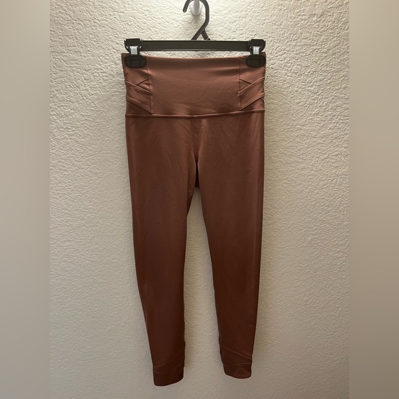 Athleta Elation Pirouette 7/8 Leggings XS Brown Criss Cross Hem High Rise Yoga - Picture 7 of 16